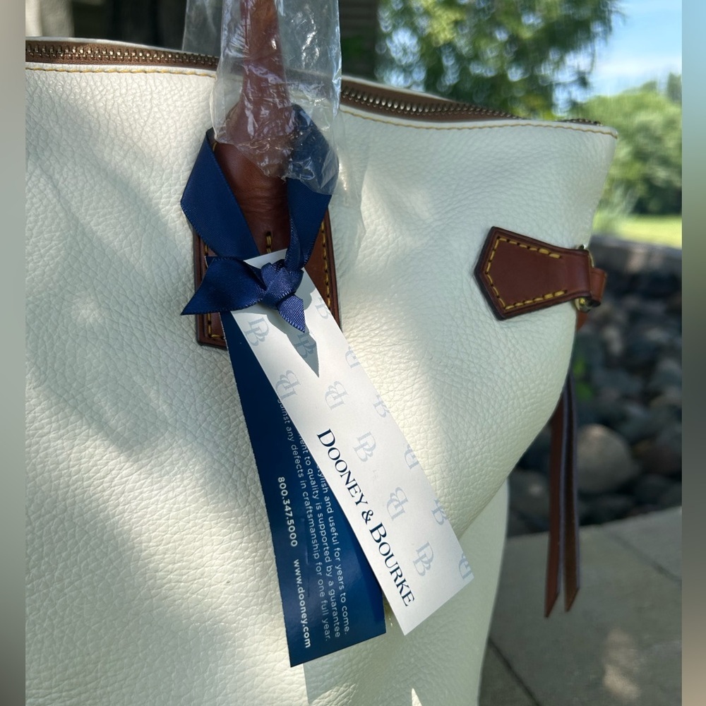 Vintage Dooney & Bourke Fairfield White Camposa Domed Tortoiseshell Satchel NWT - Picture 7 of 16